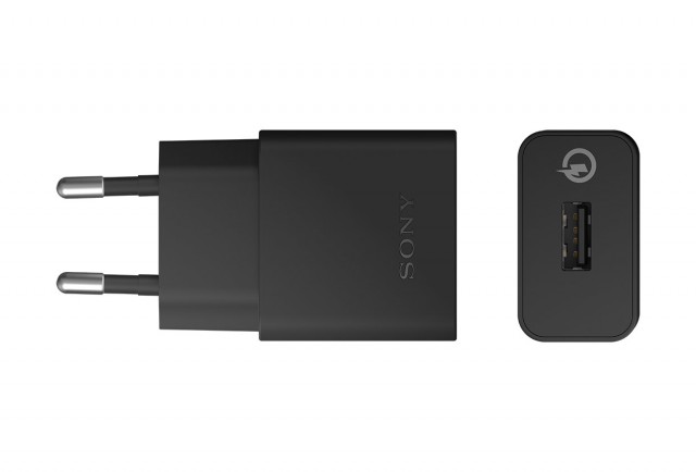 Sony-UCH10-Quick-Charger_1